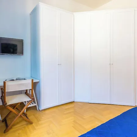 Central With 3 Bedrooms In Bed & Breakfast Roma